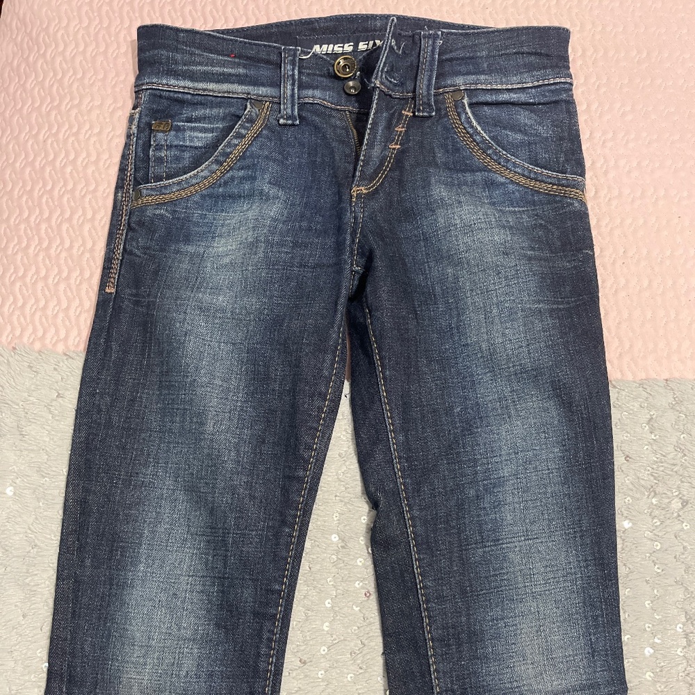 jeans